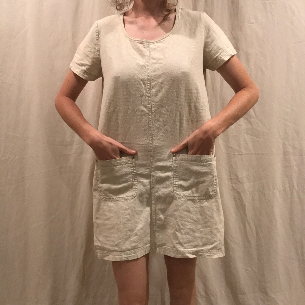white linen jumper with pockets
